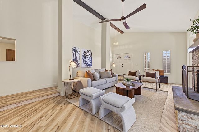 7638 E EDGEMONT Avenue, Scottsdale, AZ 85257