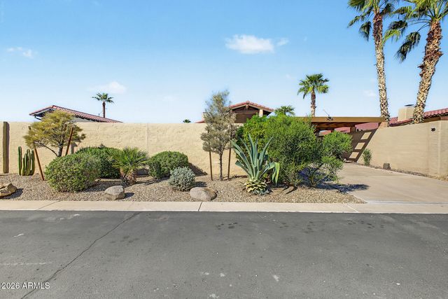 7638 E EDGEMONT Avenue, Scottsdale, AZ 85257