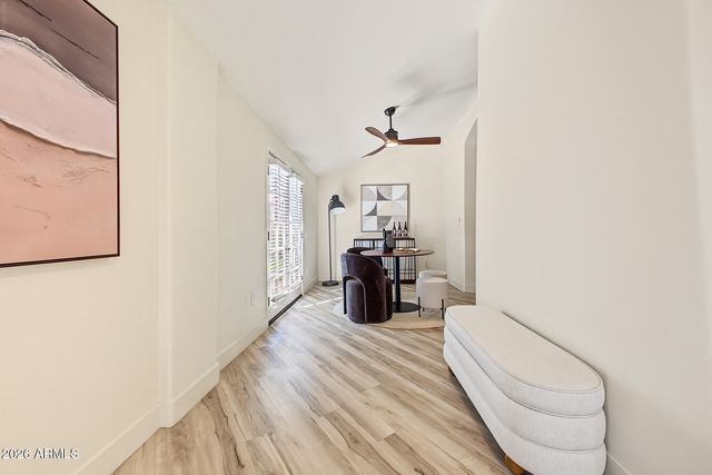 7638 E EDGEMONT Avenue, Scottsdale, AZ 85257