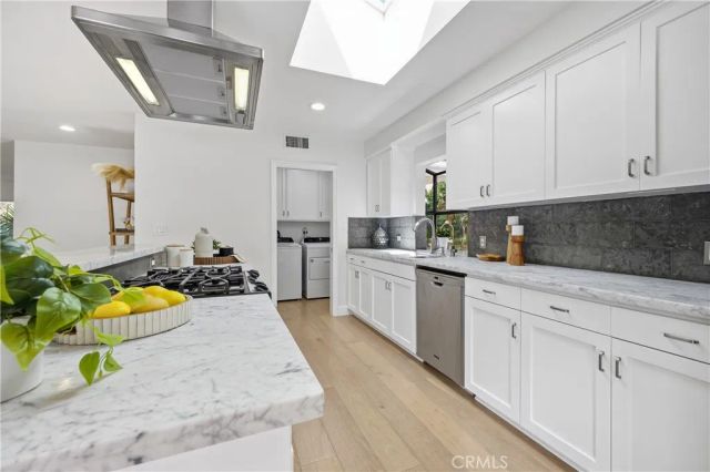 11500 Dona Cecilia, Studio City, CA 91604