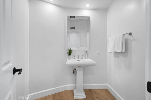 11500 Dona Cecilia, Studio City, CA 91604
