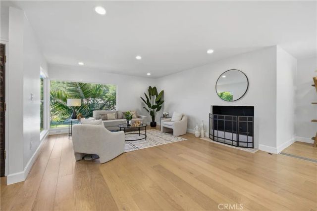 11500 Dona Cecilia, Studio City, CA 91604