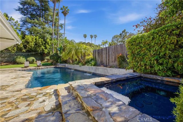 11500 Dona Cecilia, Studio City, CA 91604