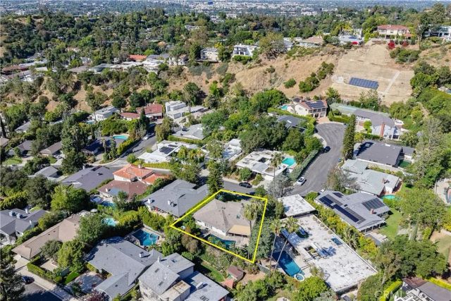 11500 Dona Cecilia, Studio City, CA 91604