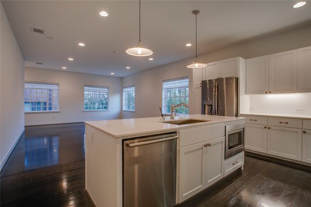 602 Finley Court, Dallas, TX 75208