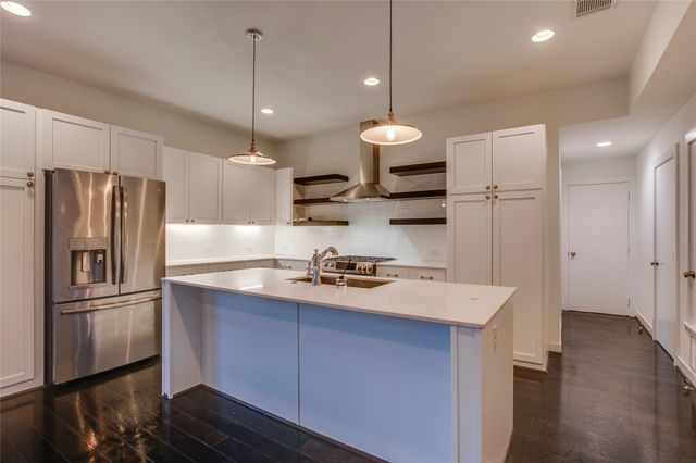 602 Finley Court, Dallas, TX 75208