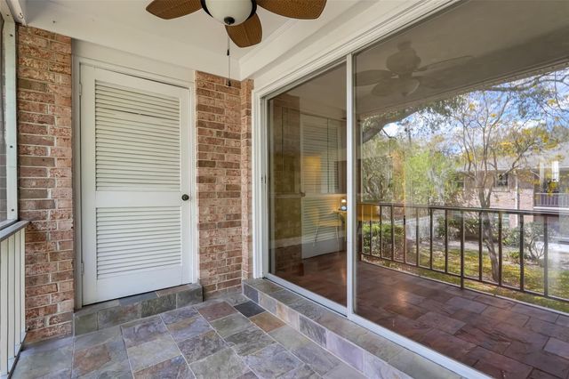 4224 LAKE UNDERHILL ROAD 8B8, Orlando, FL 32803