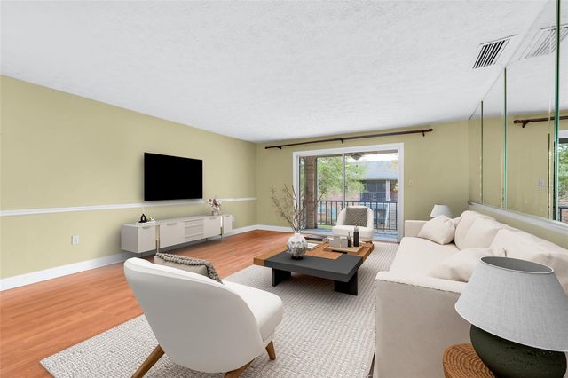 4224 LAKE UNDERHILL ROAD 8B8, Orlando, FL 32803