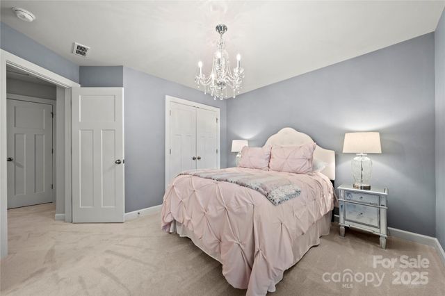 11916 Westbranch Parkway, Davidson, NC 28036