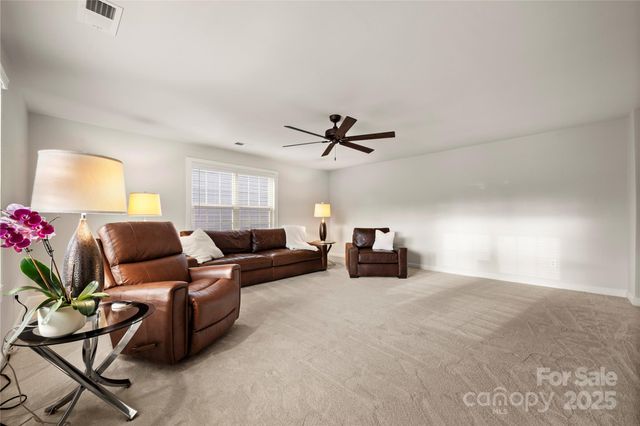 11916 Westbranch Parkway, Davidson, NC 28036