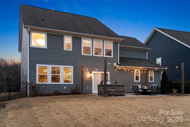 11916 Westbranch Parkway, Davidson, NC 28036