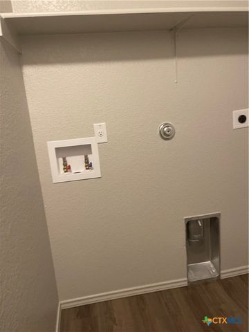 547 Lost Trail Drive A & B, Copperas Cove, TX 76522