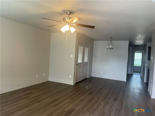 547 Lost Trail Drive A & B, Copperas Cove, TX 76522