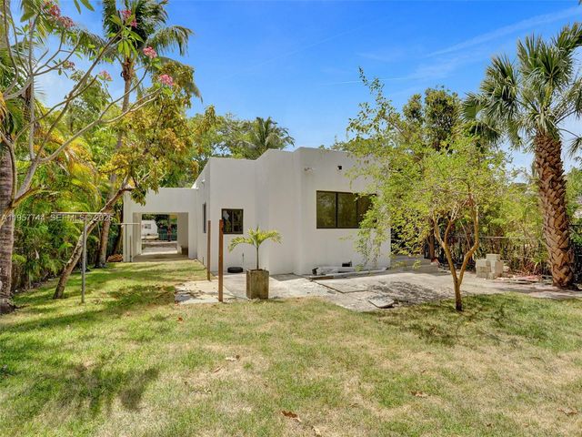 759 NE 127th St, North Miami, FL 33161