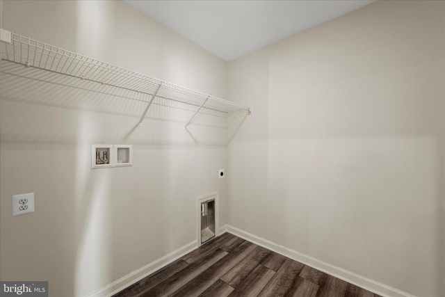 77 SIGNAL KNOB COTTAGE DR, Strasburg, VA 22657