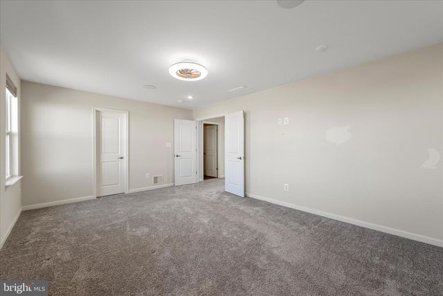 77 SIGNAL KNOB COTTAGE DR, Strasburg, VA 22657