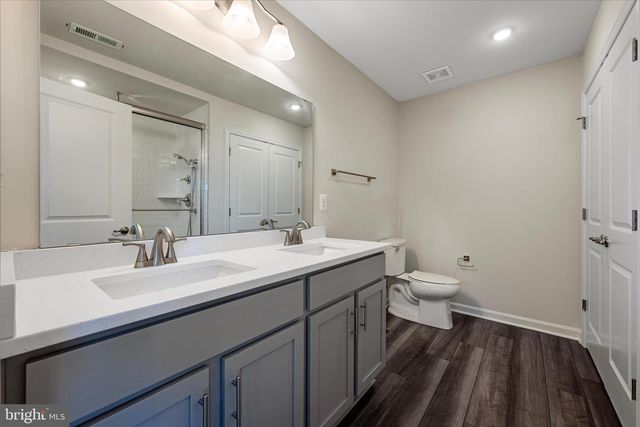 77 SIGNAL KNOB COTTAGE DR, Strasburg, VA 22657