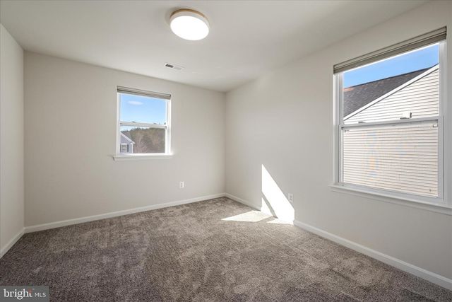 77 SIGNAL KNOB COTTAGE DR, Strasburg, VA 22657