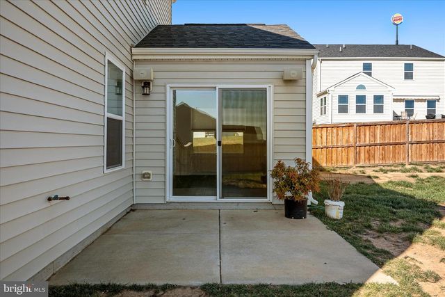 77 SIGNAL KNOB COTTAGE DR, Strasburg, VA 22657