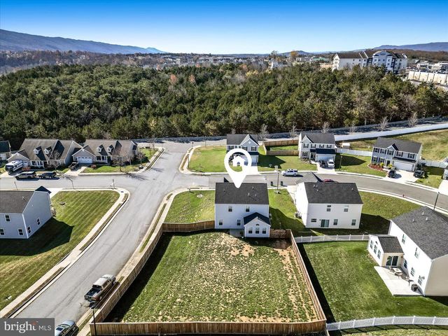 77 SIGNAL KNOB COTTAGE DR, Strasburg, VA 22657