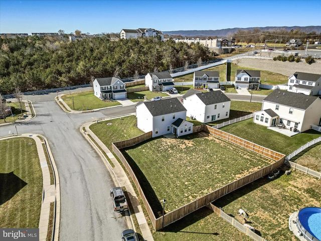 77 SIGNAL KNOB COTTAGE DR, Strasburg, VA 22657