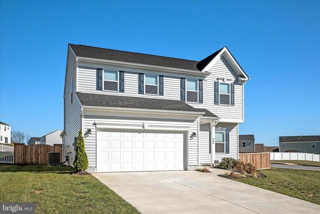 77 SIGNAL KNOB COTTAGE DR, Strasburg, VA 22657