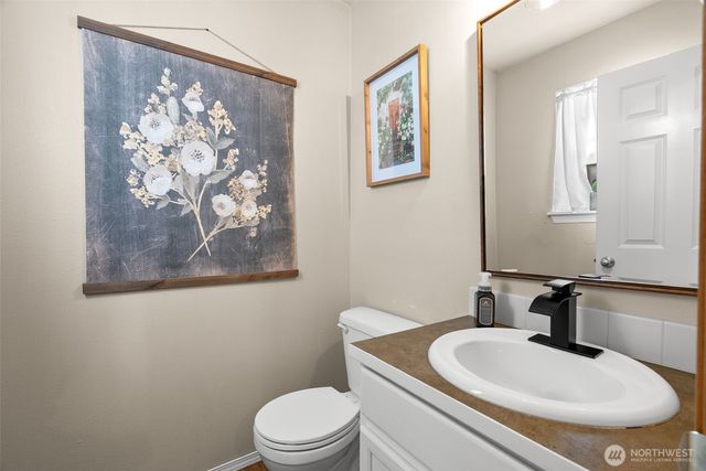 648 Rivenhurst Street, Bremerton, WA 98310