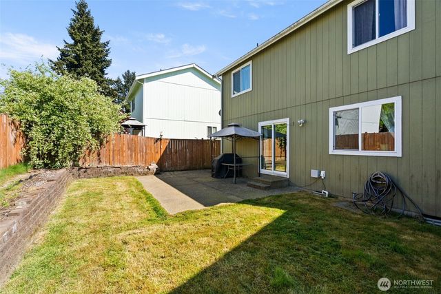 648 Rivenhurst Street, Bremerton, WA 98310