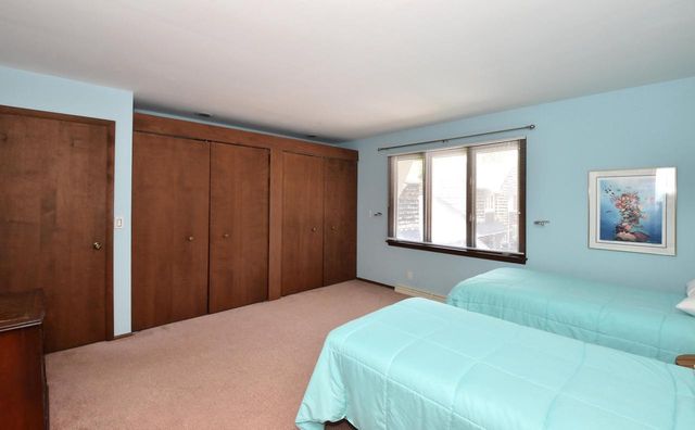 104 Woodfield COURT, Racine, WI 53402