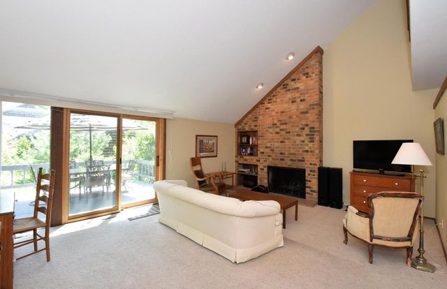 104 Woodfield COURT, Racine, WI 53402