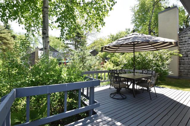 104 Woodfield COURT, Racine, WI 53402