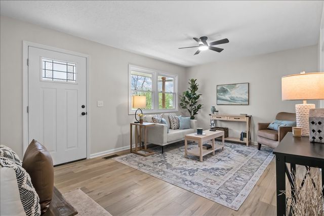 118 A G Myatt, Dickson, TN 37055