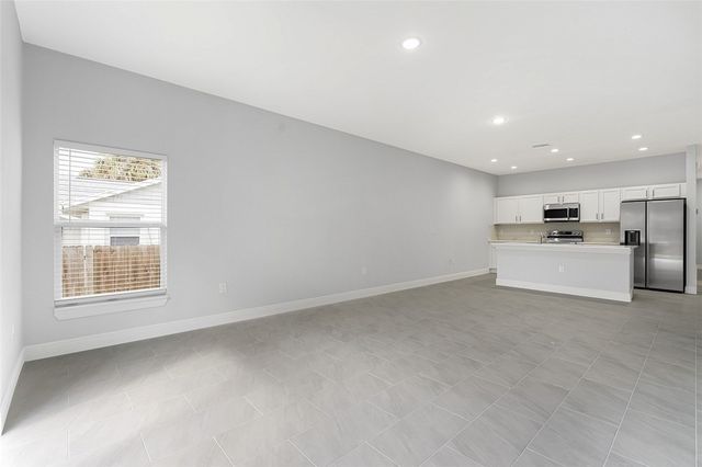 6215 4th Lane, Vero Beach, FL 32968