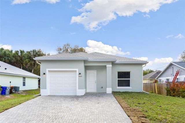 6215 4th Lane, Vero Beach, FL 32968