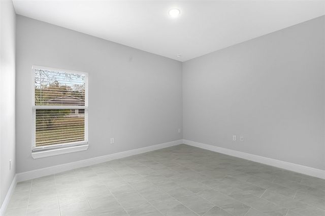 6215 4th Lane, Vero Beach, FL 32968