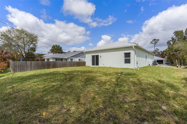 6215 4th Lane, Vero Beach, FL 32968