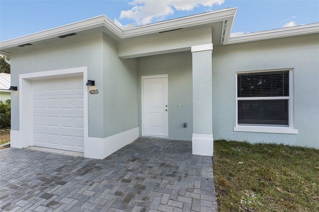 6215 4th Lane, Vero Beach, FL 32968