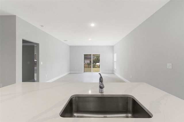 6215 4th Lane, Vero Beach, FL 32968