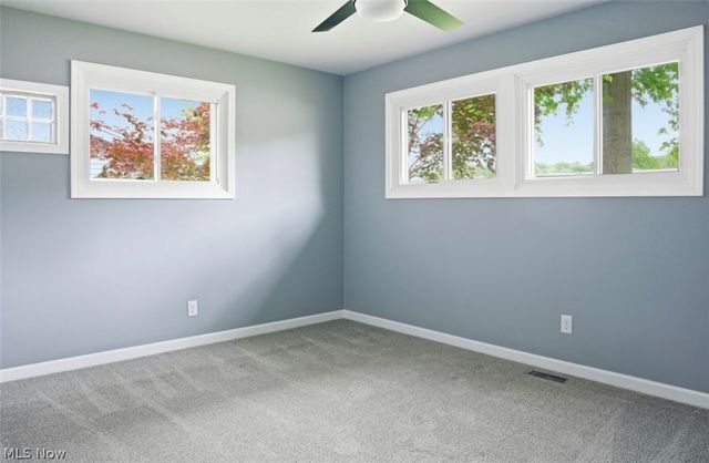 1104 Gary Avenue, Girard, OH 44420
