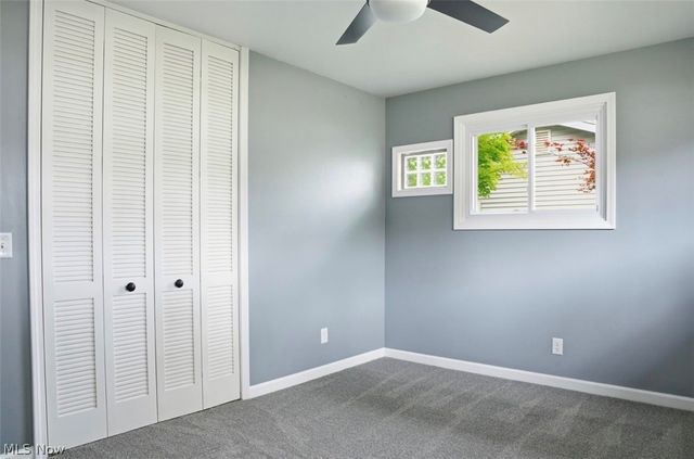 1104 Gary Avenue, Girard, OH 44420