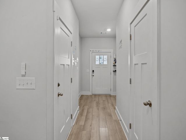 1553 Rivermeade Drive, Moore, SC 29349