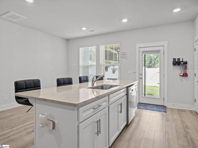 1553 Rivermeade Drive, Moore, SC 29349