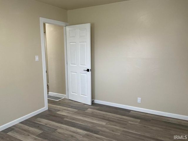 3709 Ardmore Trail, South Bend, IN 46628