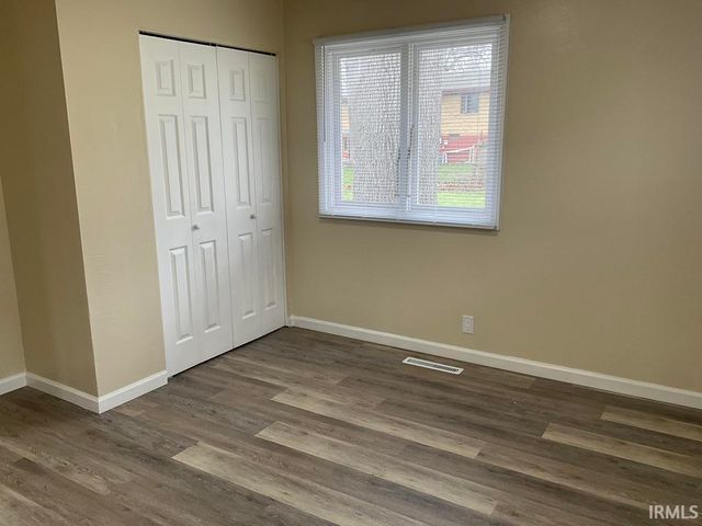 3709 Ardmore Trail, South Bend, IN 46628