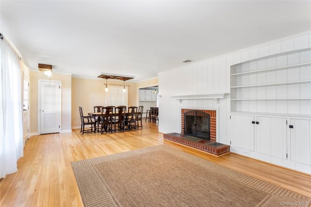 56 Seaman Road, South Jamesport, NY 11947