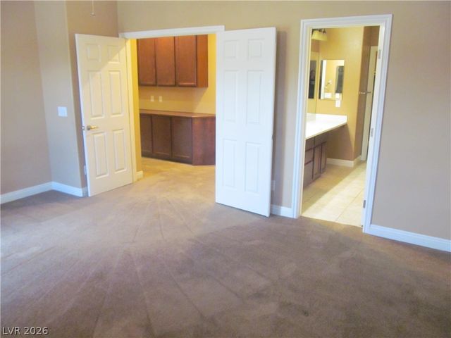 7560 Nicklin Street, Las Vegas, NV 89143