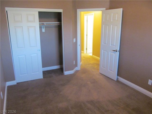 7560 Nicklin Street, Las Vegas, NV 89143