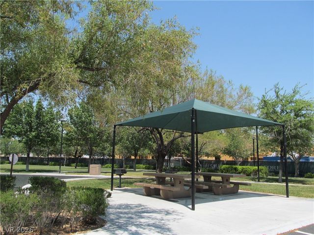 7560 Nicklin Street, Las Vegas, NV 89143