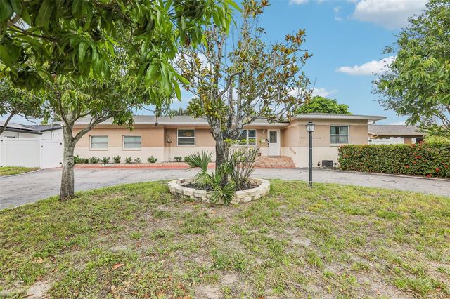 2709 49TH STREET N, St Petersburg, FL 33710