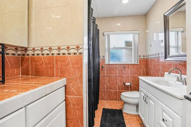 2709 49TH STREET N, St Petersburg, FL 33710